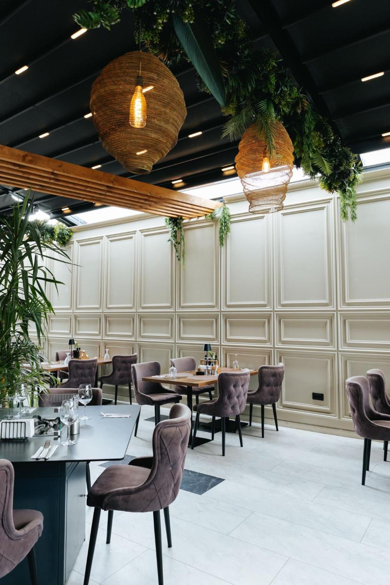 Hotel Goya Boutique Târgu Jiu Zewnętrze zdjęcie